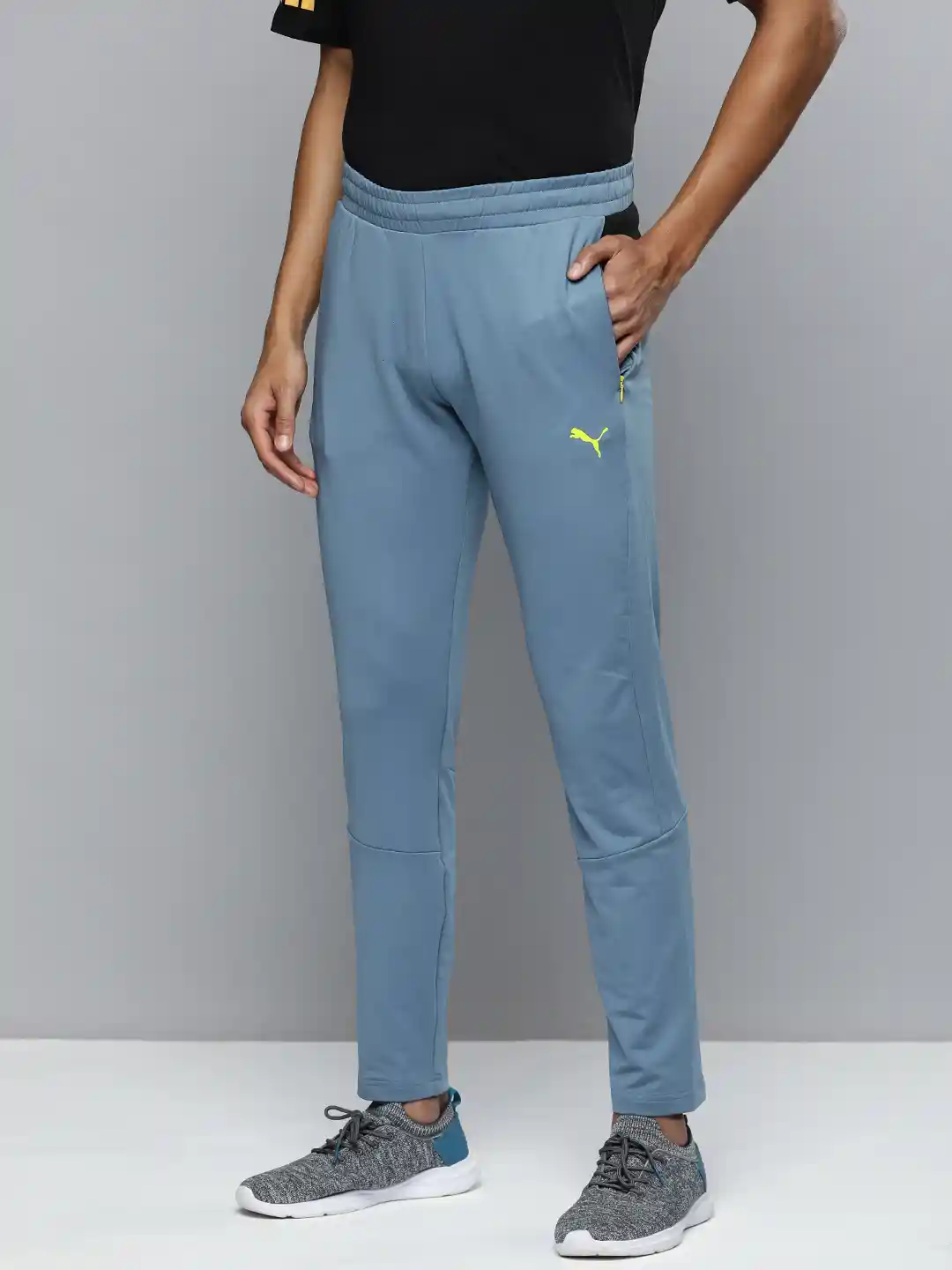 Buy one8 Virat Kohli x PUMA Men Slim Fit Training Track Pants - Track Pants  for Men 23088328 | Myntra