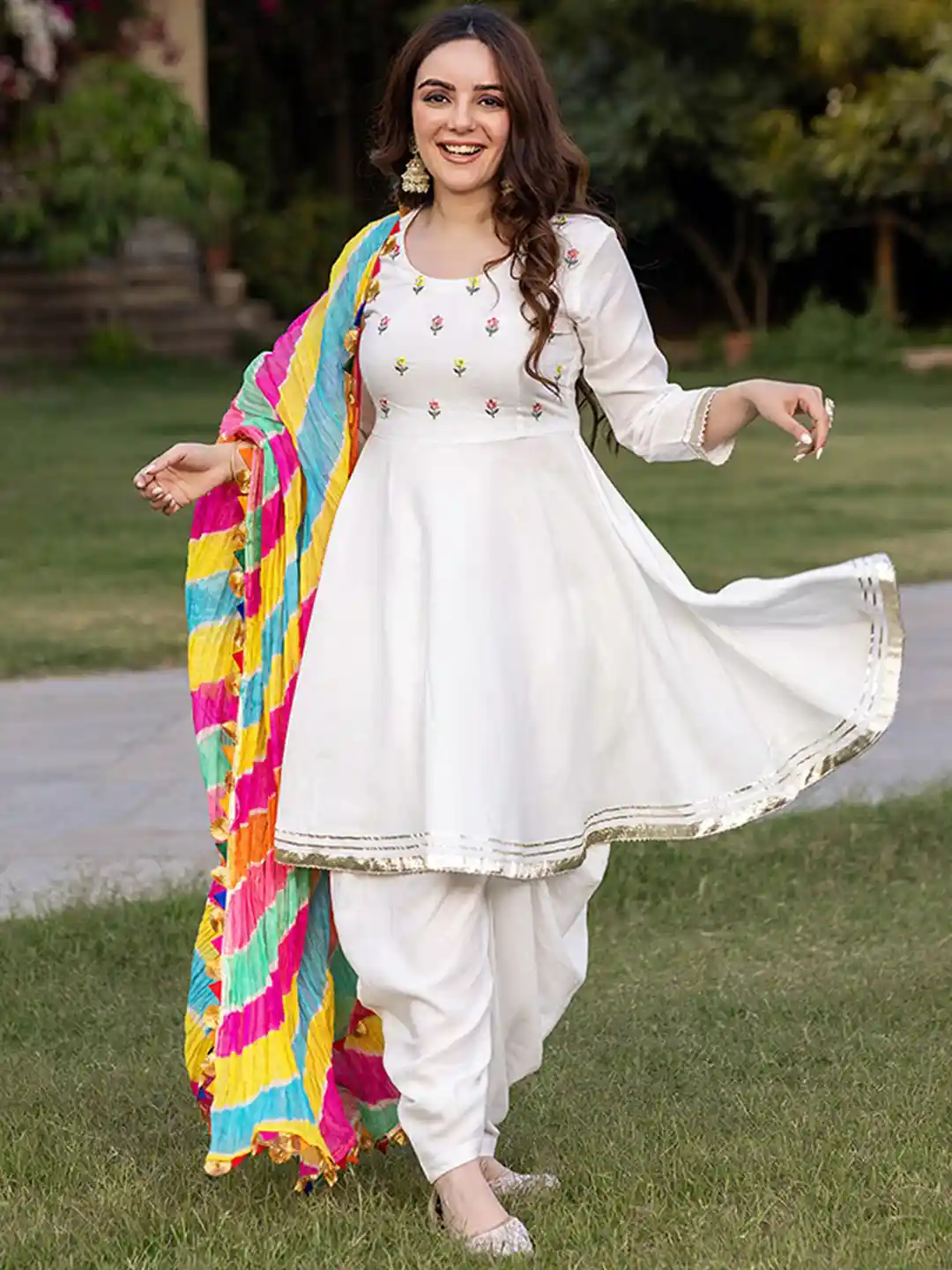 Buy Ambraee Floral Embroidered Sequined Gotta Patti Kurta with