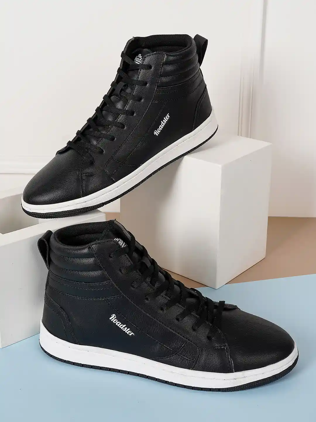 Roadster Men Black Mid-Top Casual Sneakers