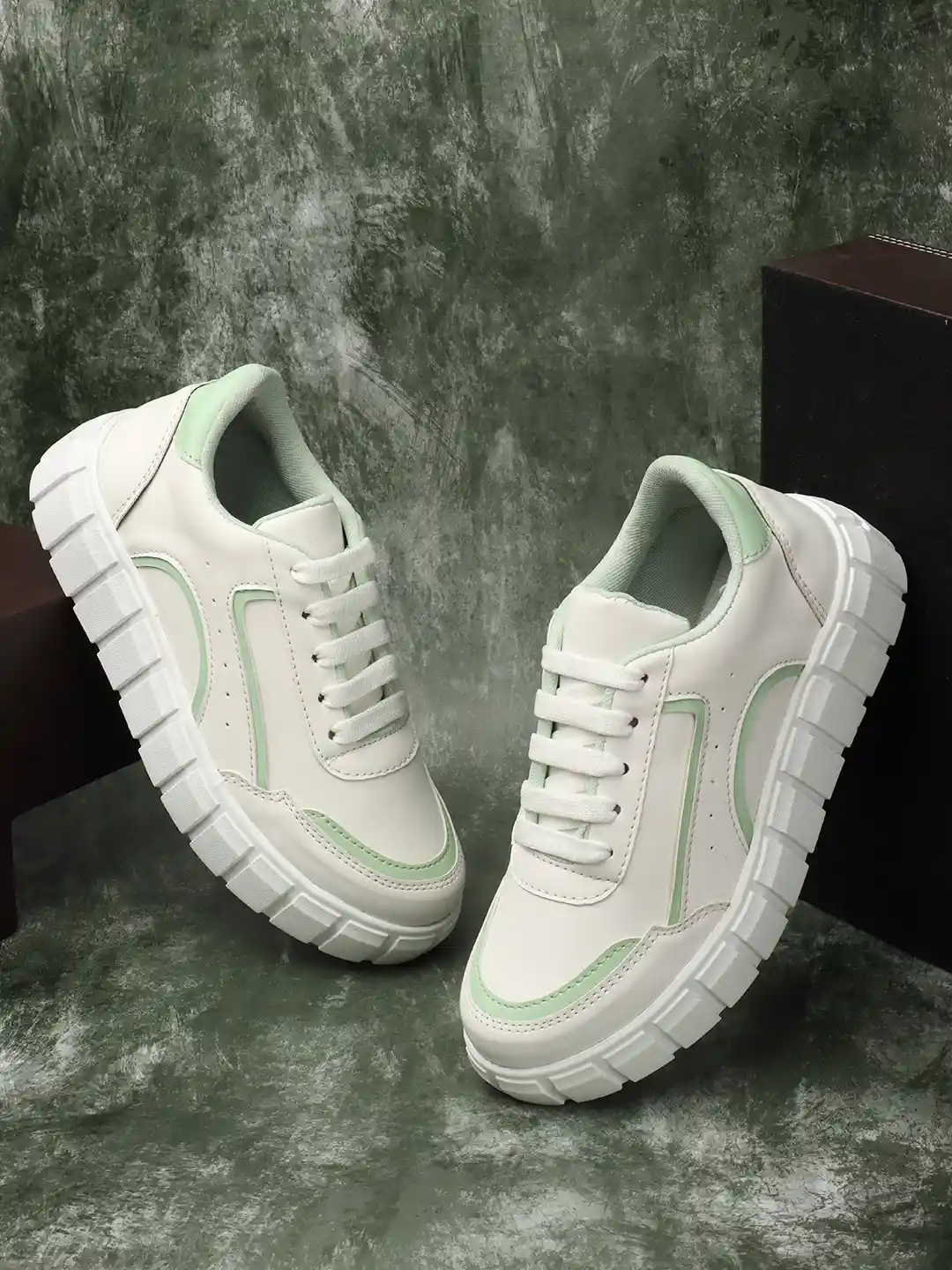 Myntra Ladies Shoes On Sale Online Buy Roadster Lightweight