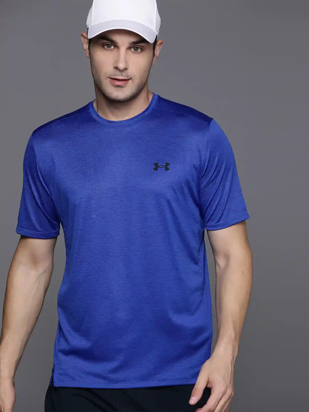 Buy UNDER ARMOUR Tech Vent Short Sleeve T-shirt Tshirts for Men