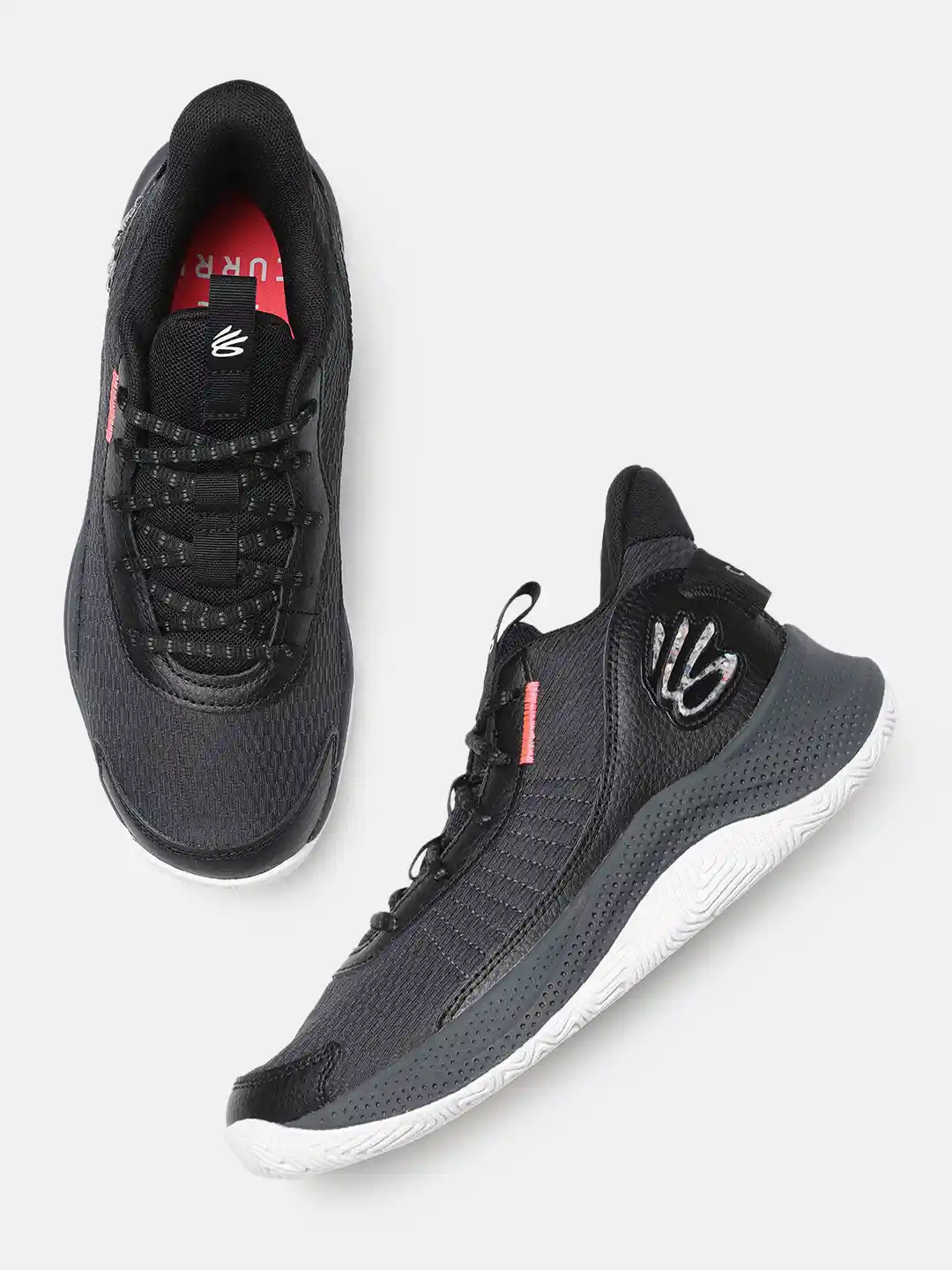 Buy UNDER ARMOUR Unisex CURRY 3Z7 Basketball Shoes Sports Shoes - Main Image