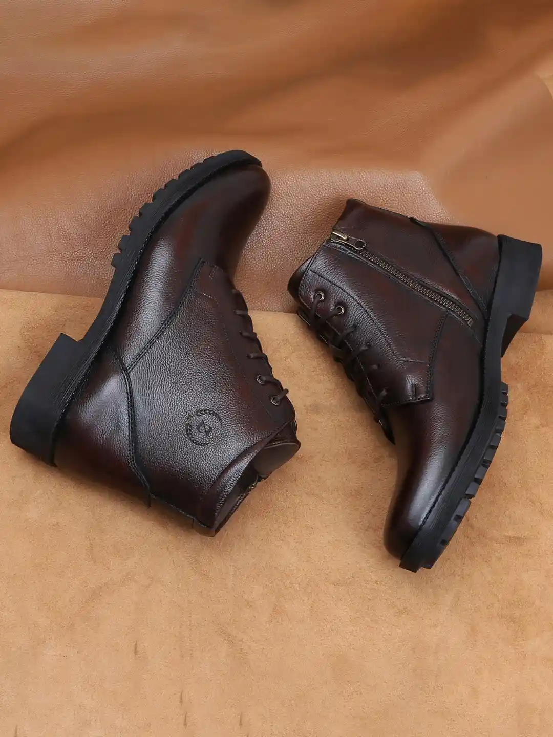 Zoom Shoes Men Mid Top Textured Leather Block Heel Regular Boots