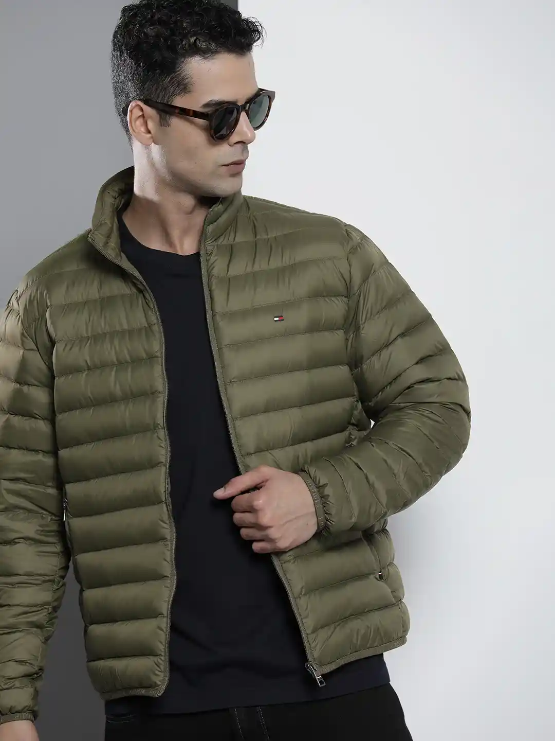 Buy Tommy Hilfiger Men Solid Mock Collar Thermal Insulator