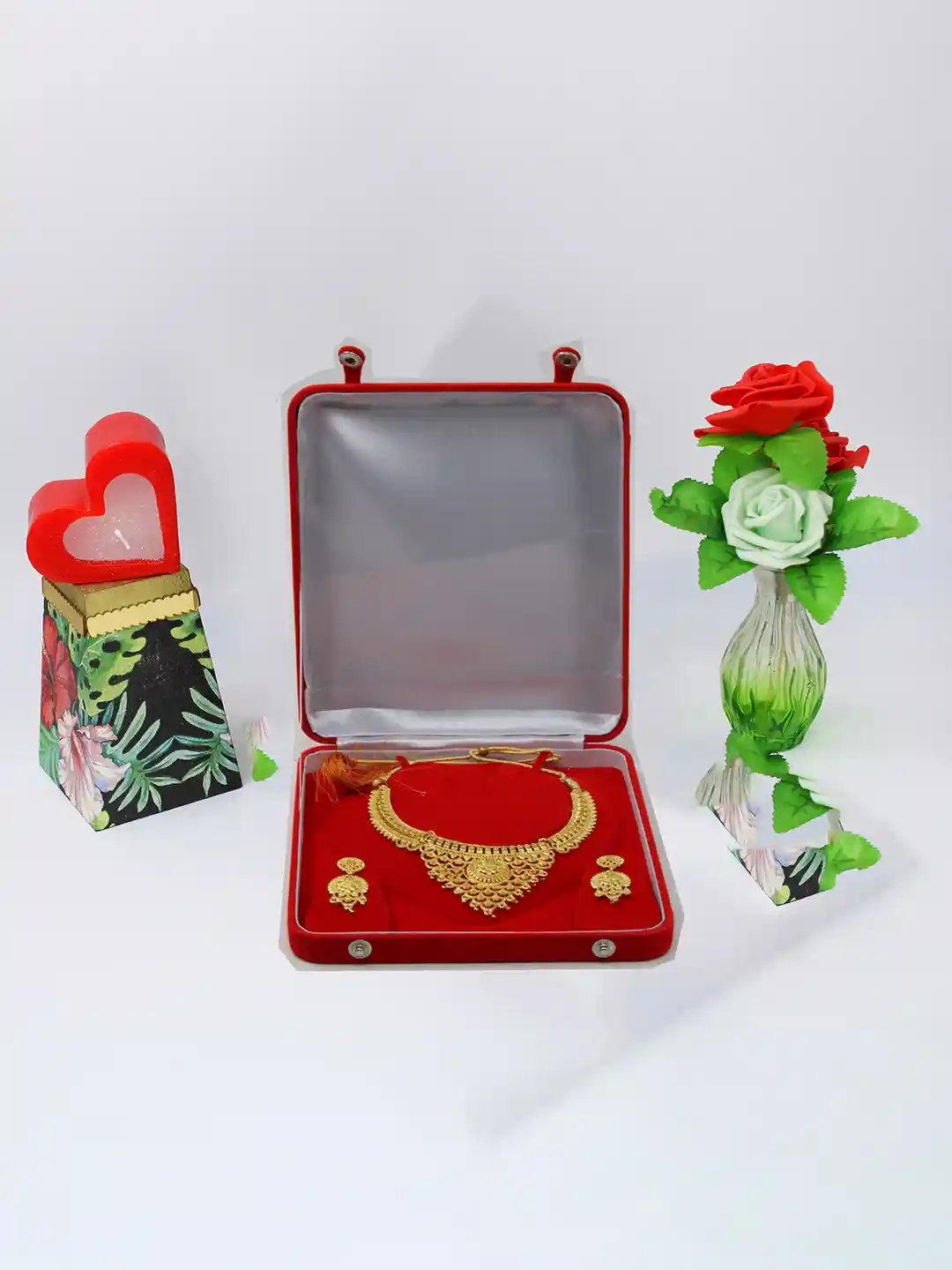 Buy atorakushon Red Velvet Necklace Box Jewellery Organiser