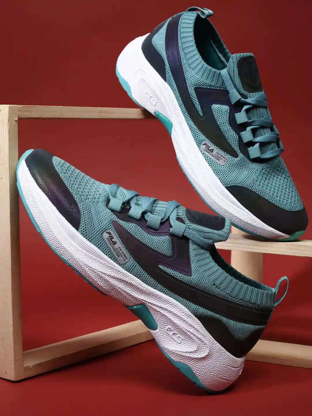 Buy FILA Women HYBRID JOGGER W Lace-Up Mesh Running Shoes Sports