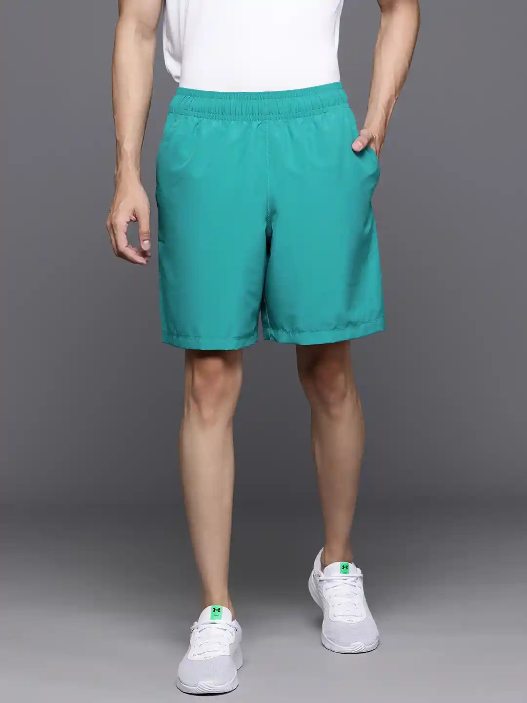 Buy UNDER ARMOUR Men Woven Graphic Training Shorts Shorts for