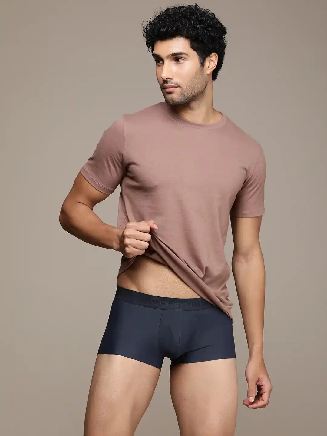 Buy Calvin Klein Underwear Men Solid Low Rise Trunk NB3634VN7