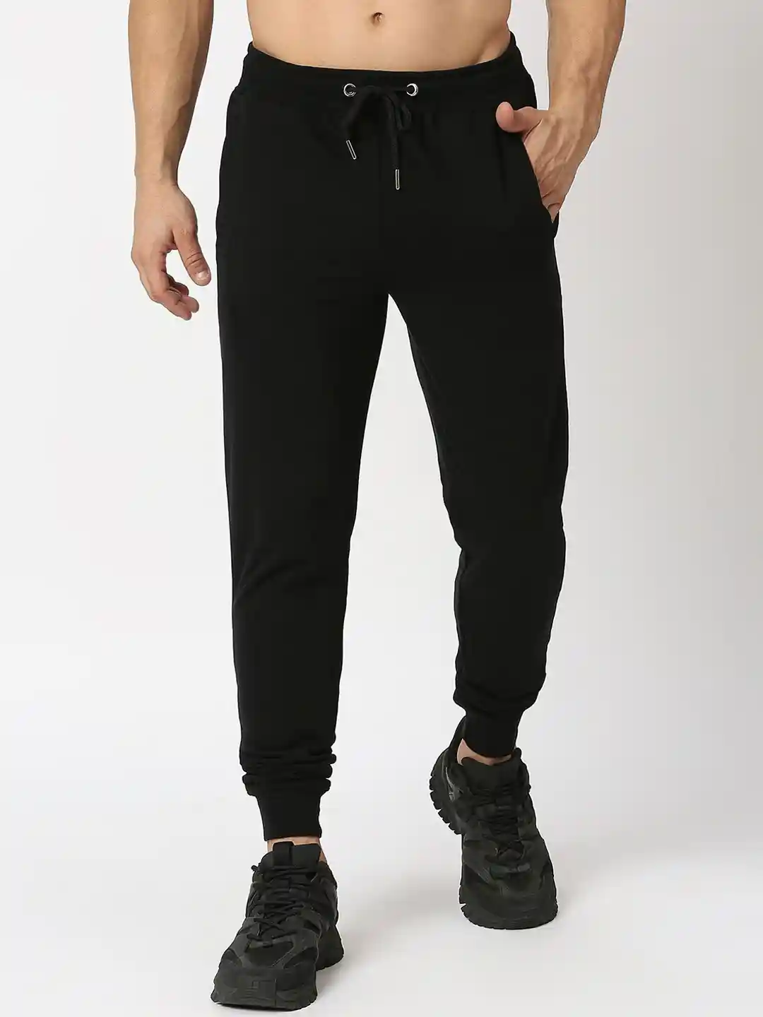 Buy THE DAILY OUTFITS Men Mid-Rise Cotton Joggers Track Pants