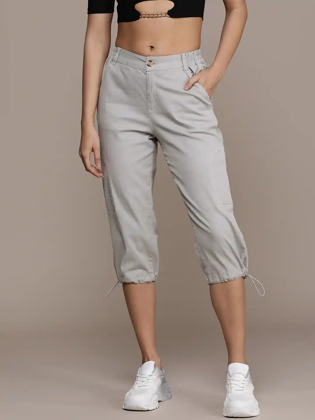 Buy The Roadster Life Women Solid Three-Fourth Joggers