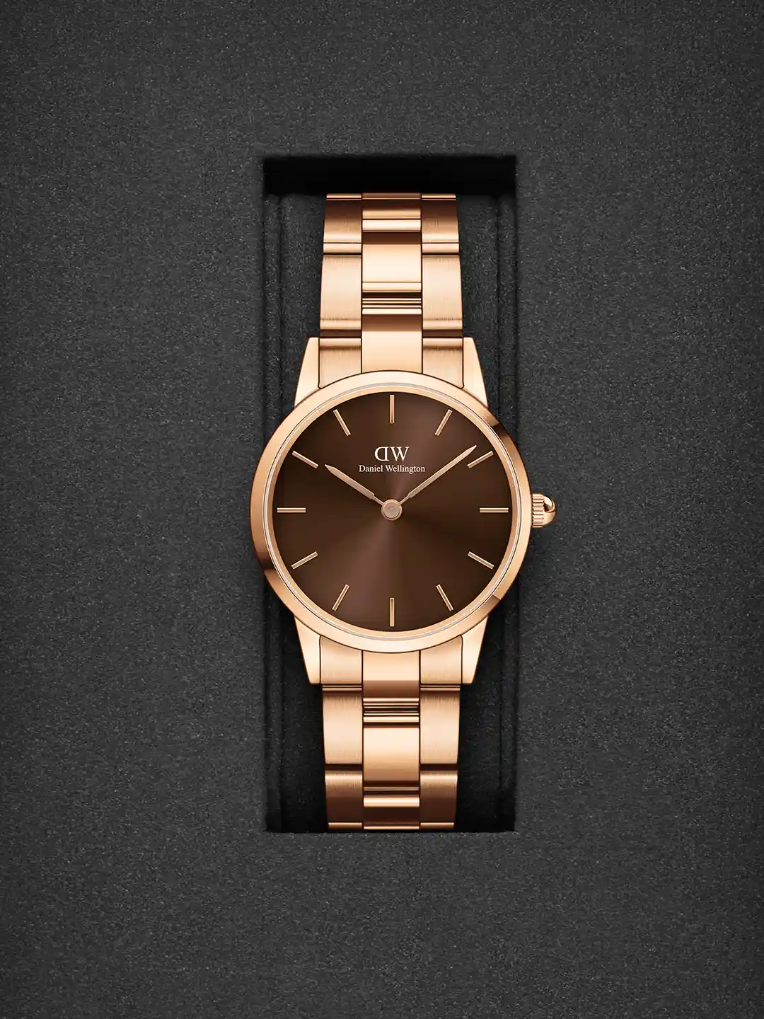 Buy Daniel Wellington Women Iconic Rose Gold Plated Bracelet Style
