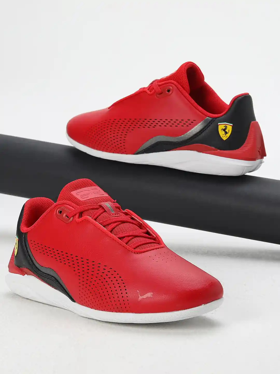 PUMA Motorsport Kids Ferrari Drift Cat Decima Youth Motorsport Sneakers