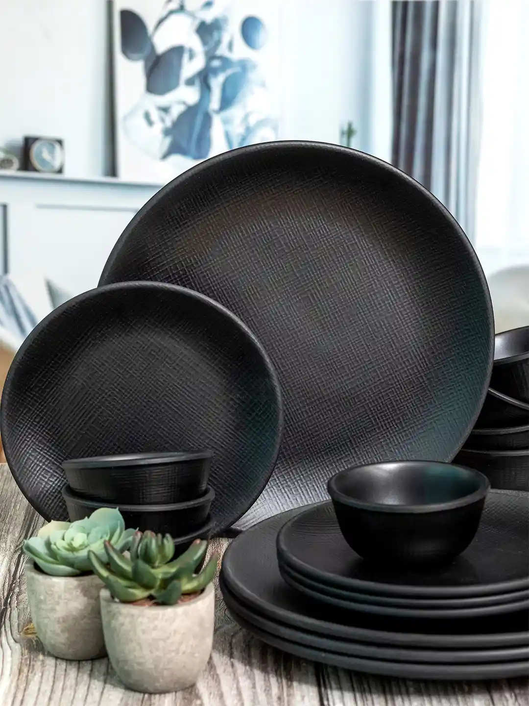 Buy Servewell Black 16-Pieces Textured Melamine Matte Dinner Set