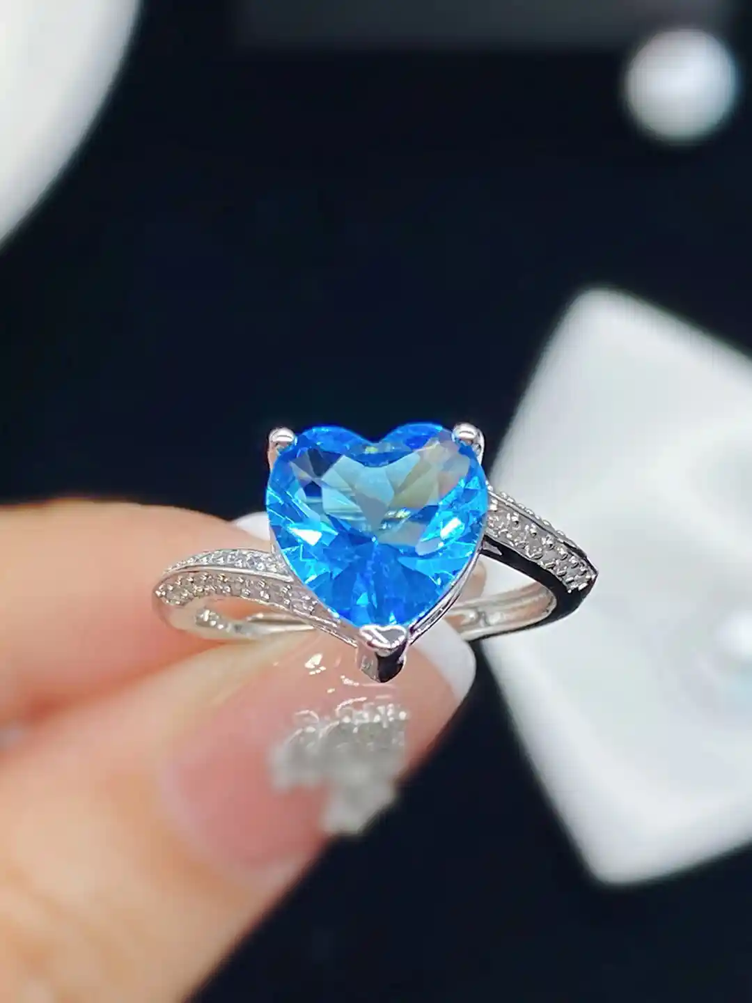 Designs You Silver-Plated American Diamond Crushed Ice Cut Heart Shape Ring