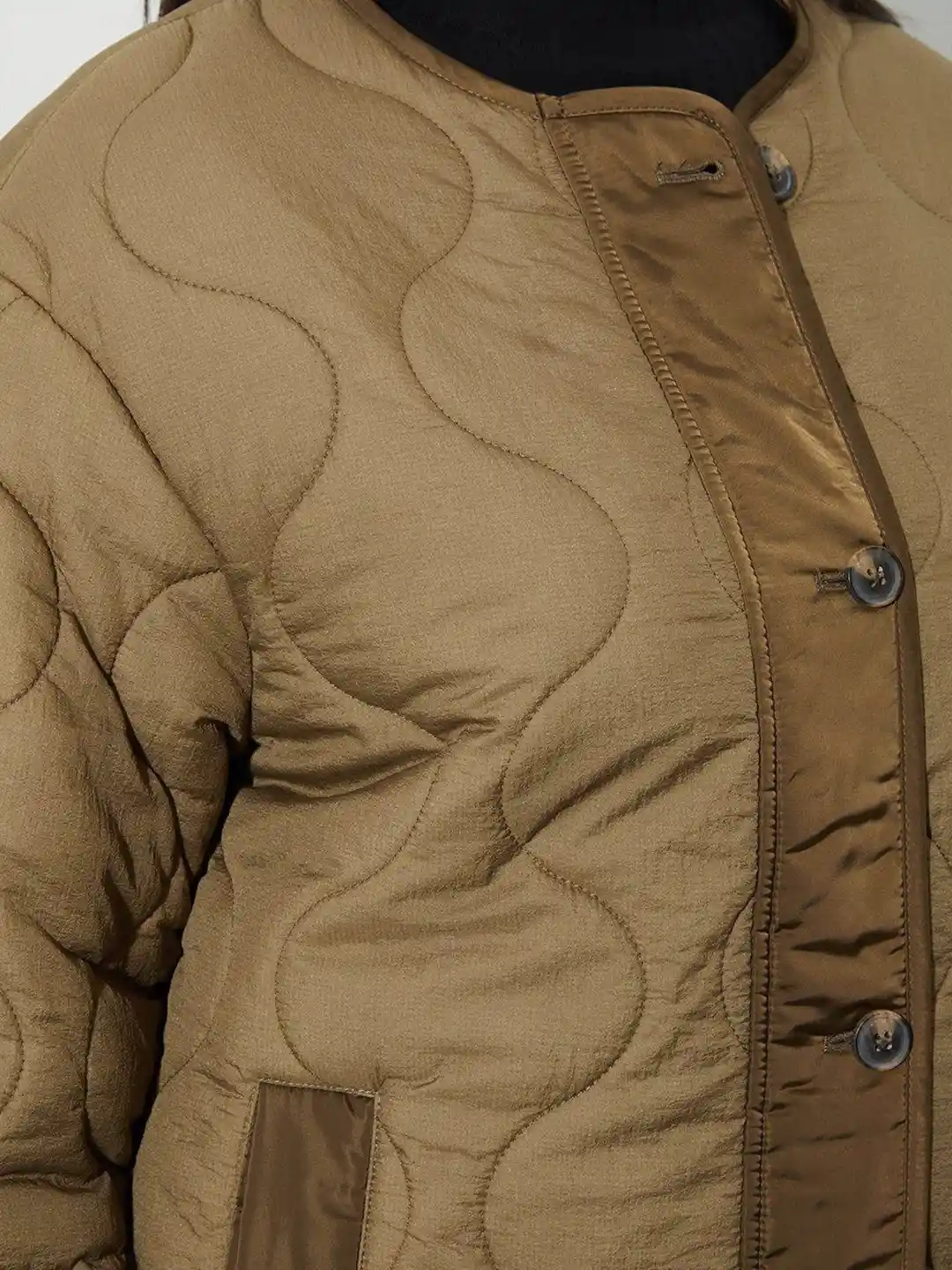 Buy DOROTHY PERKINS Collarless Contrast Placket Longline Quilted