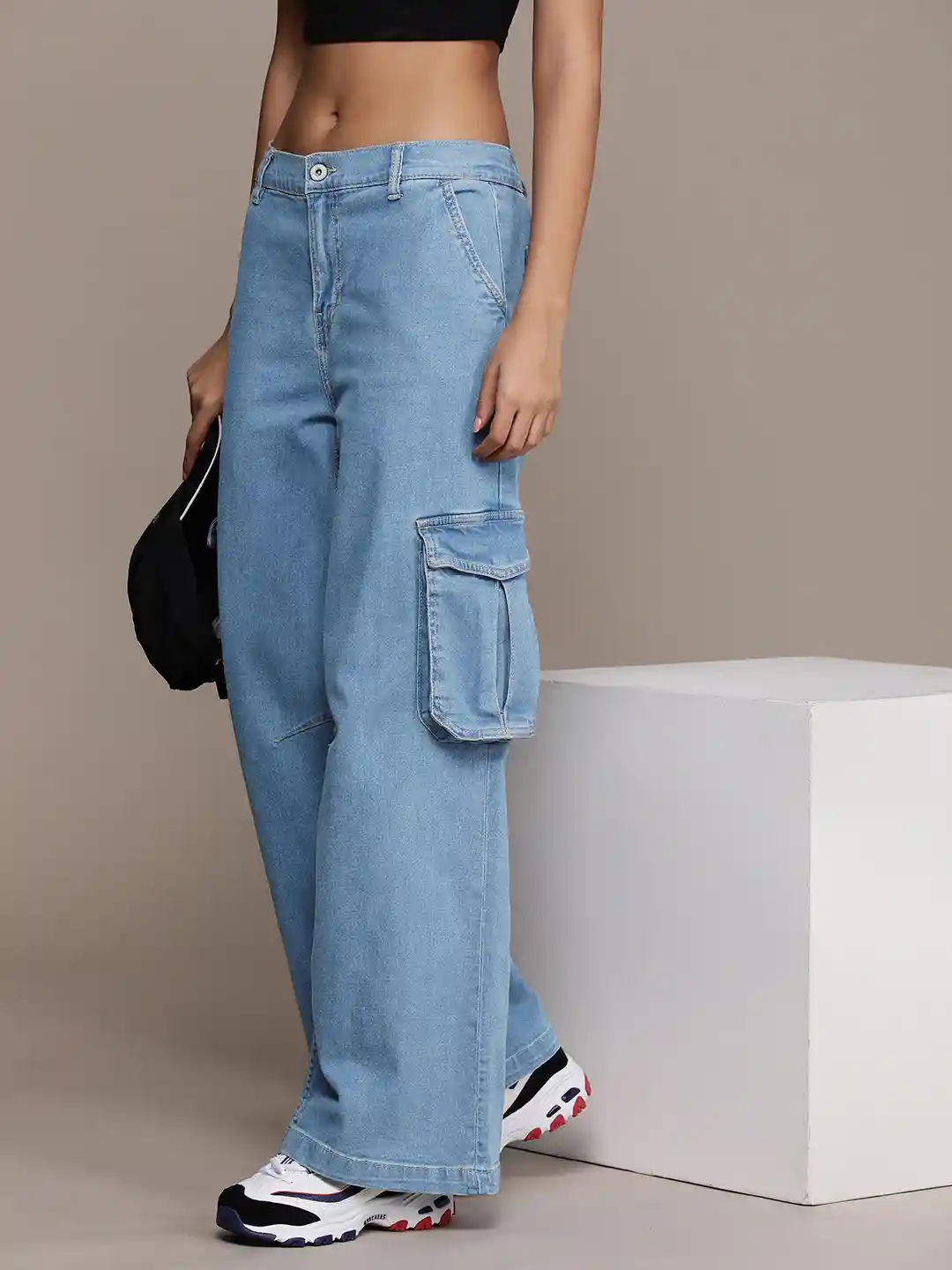 The Roadster Life Women Wide Leg Baggy Cargo Jeans