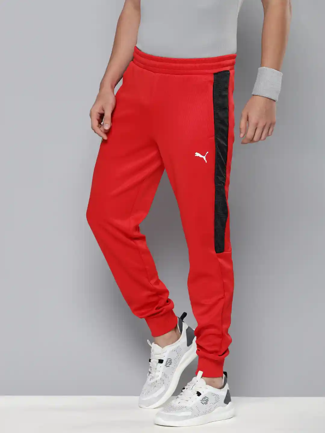 Buy PUMA Motorsport Men Scuderia Ferrari Race MT7 Mid-Rise Joggers