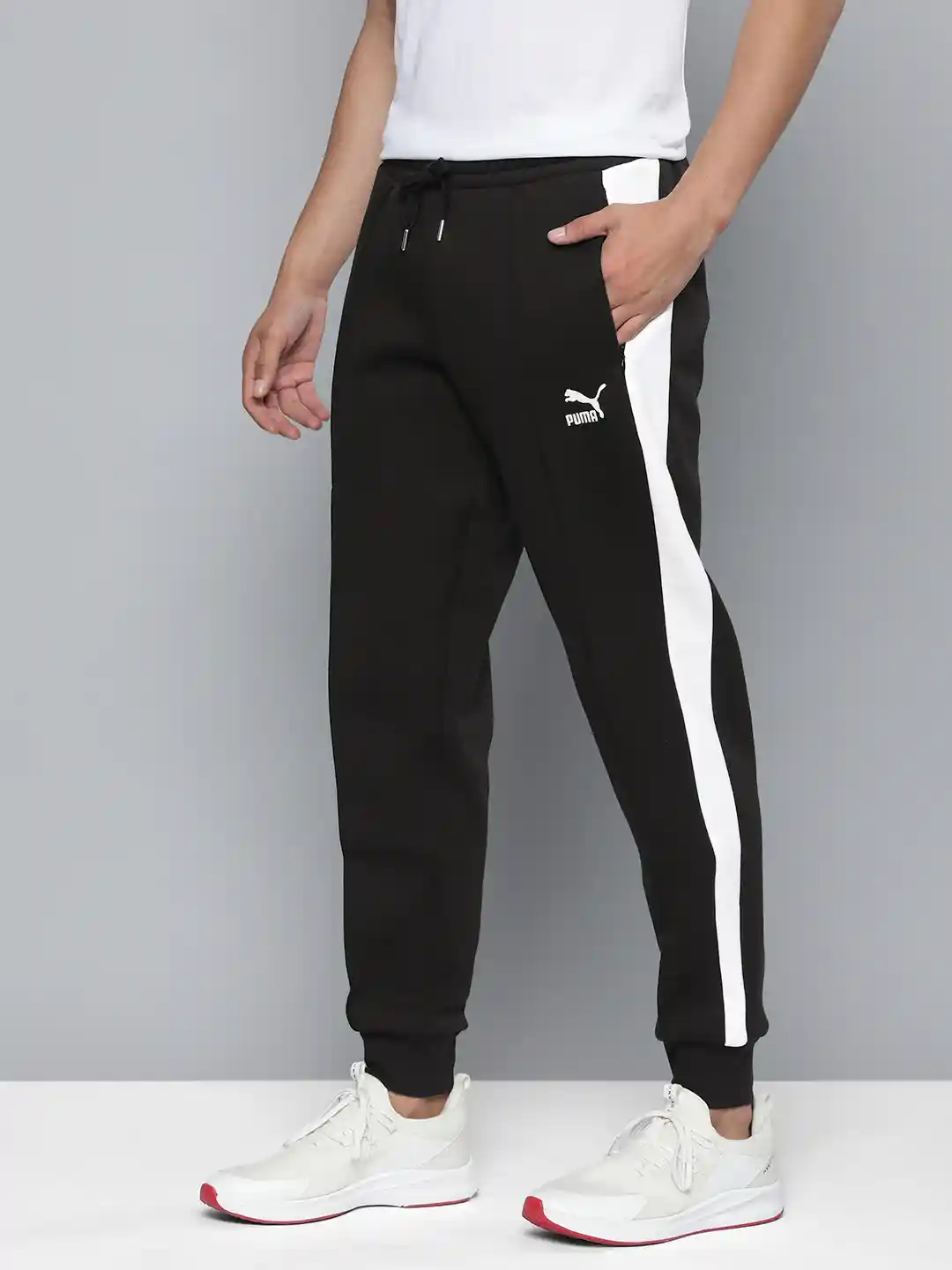 Buy Puma T7 Joggers - Track Pants for Unisex 25072370 | Myntra