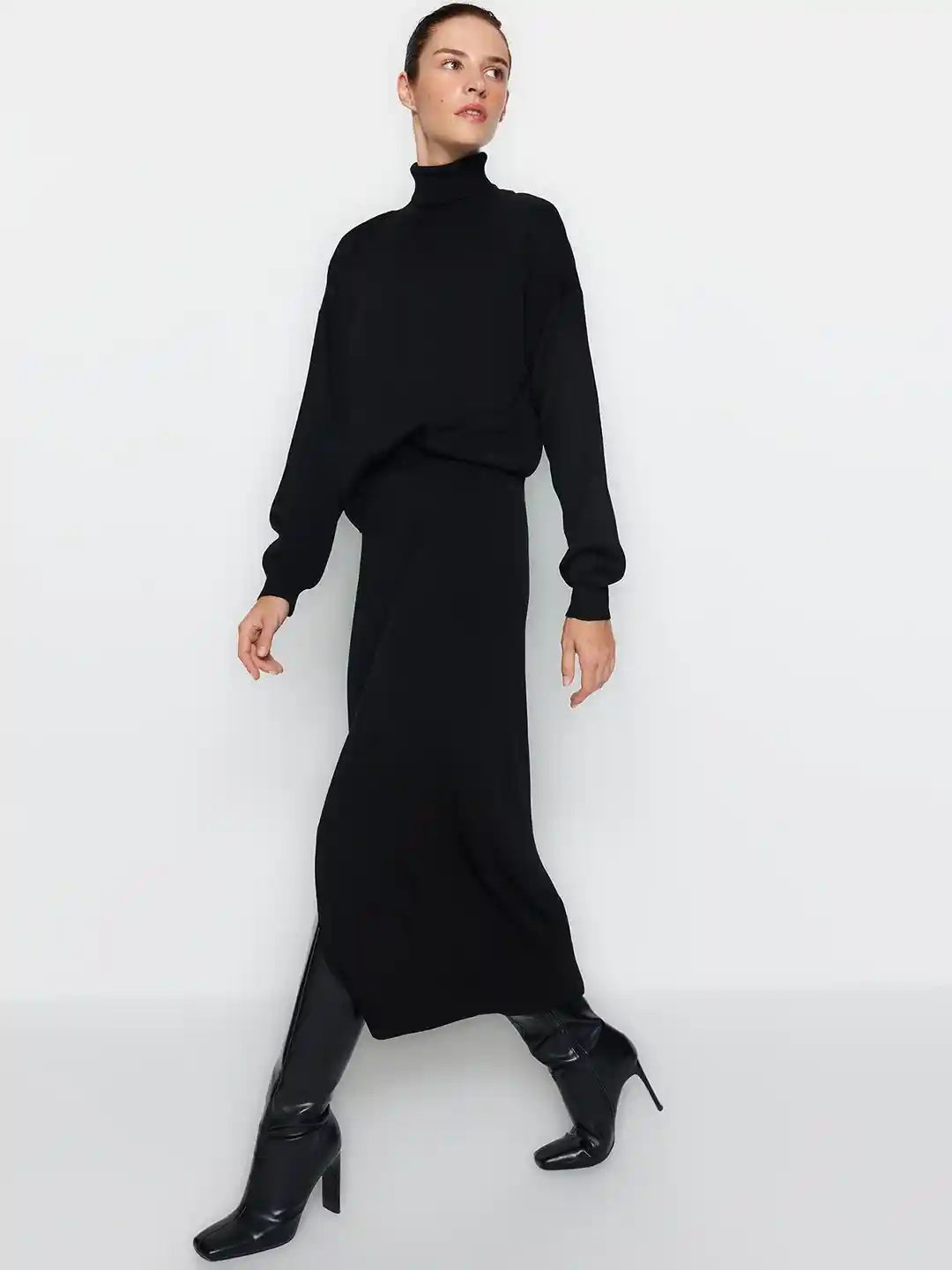 Buy Trendyol Turtle Neck Acrylic Top With Skirt Co-Ords for