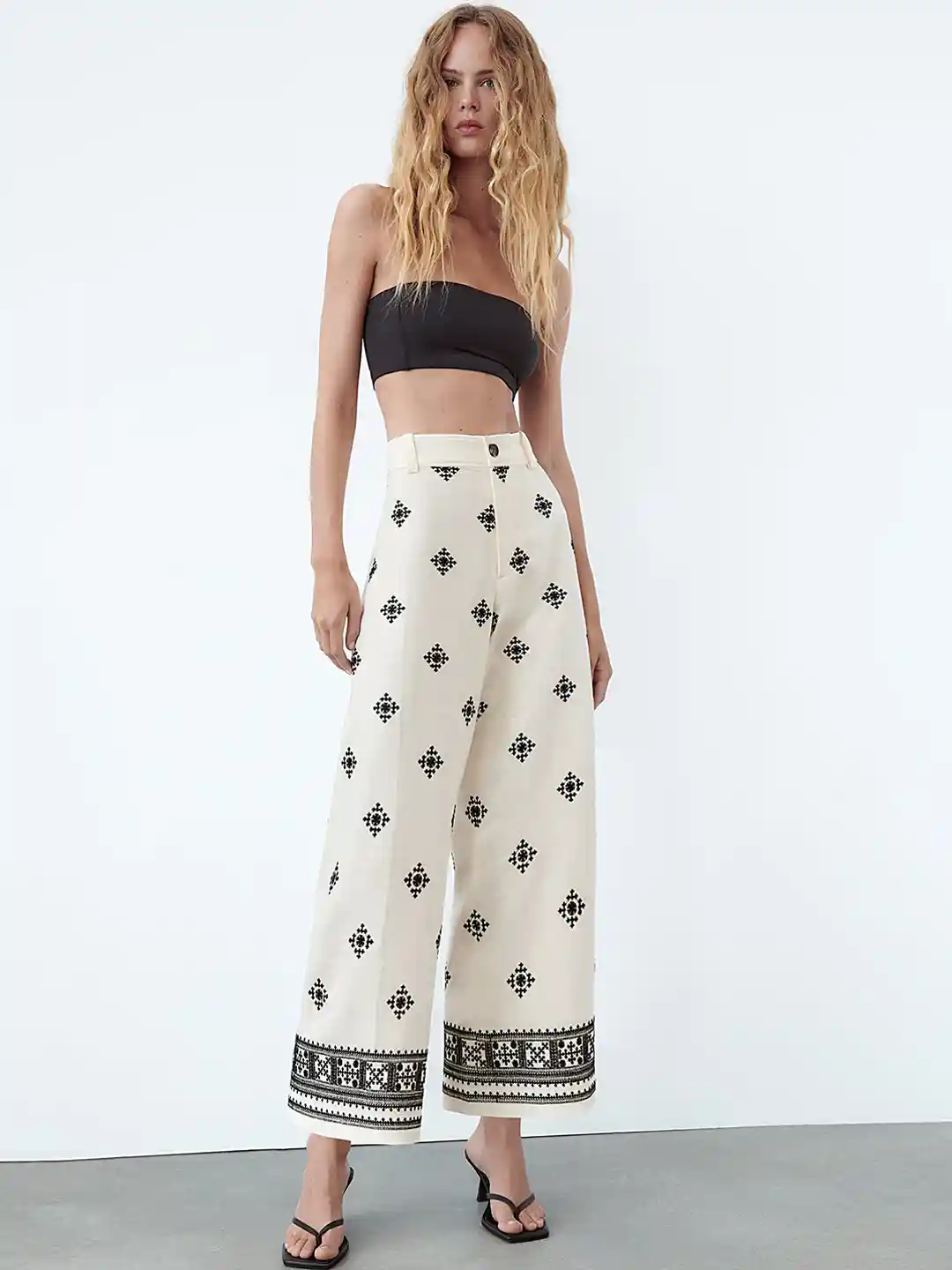 Buy LULU SKY Women Printed Straight Fit Wide High-Rise Cropped