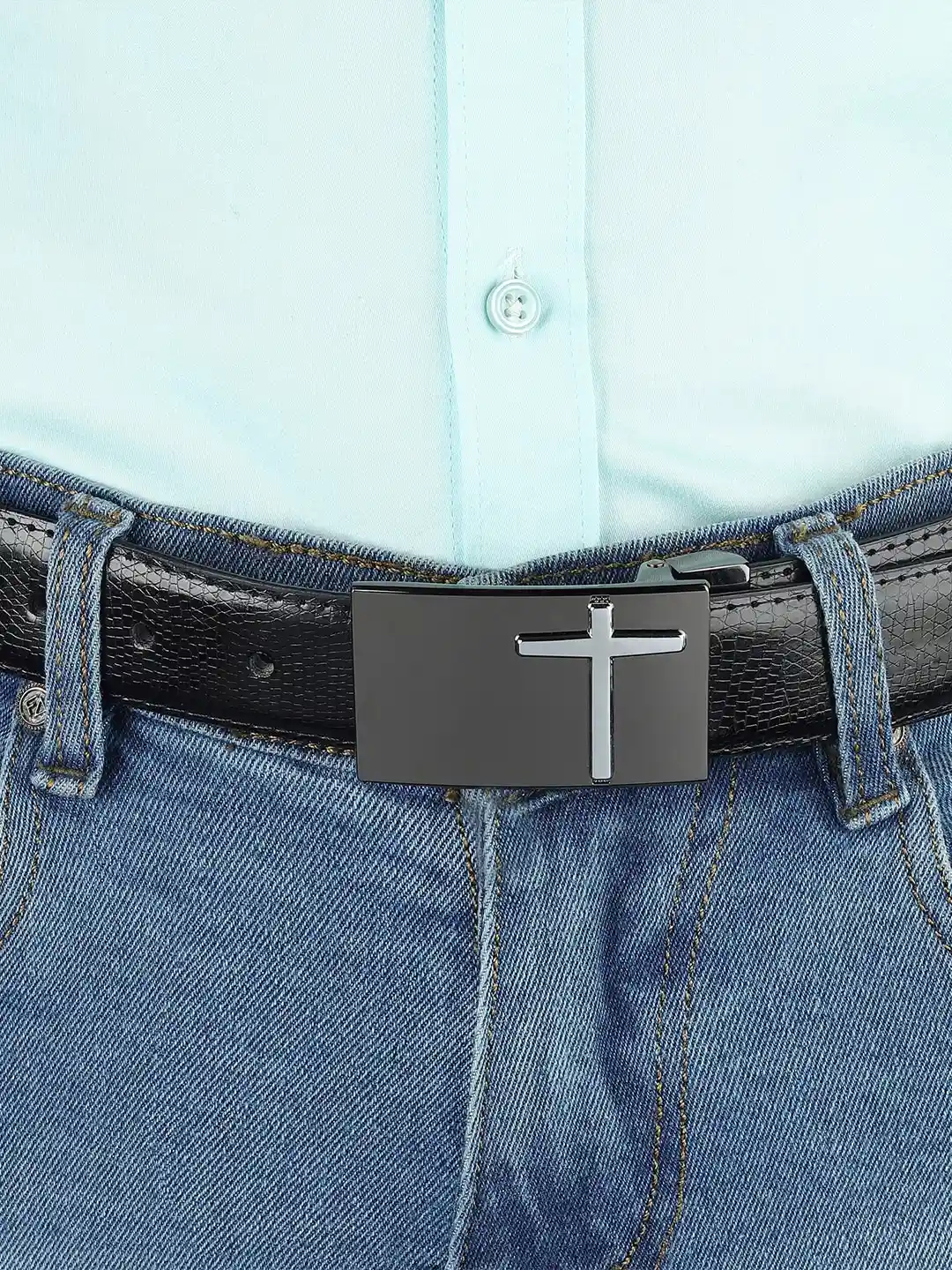 The Roadster Lifestyle Men Black Textured Hook Buckle Belt