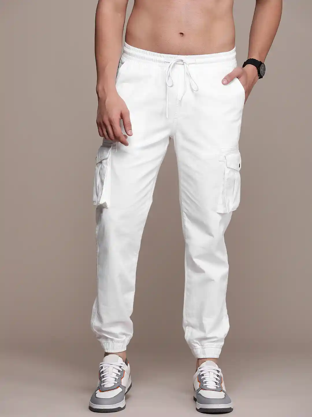 Roadster Men Solid Pure Cotton Cargo Joggers