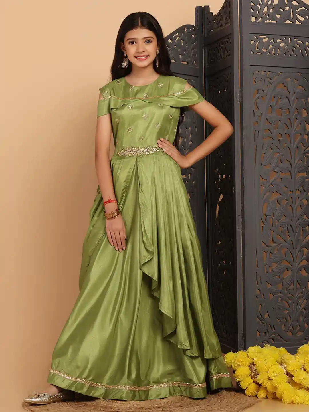 Buy FASHION DREAM Girls Floral Embroidered Cold-Shoulder Sleeves