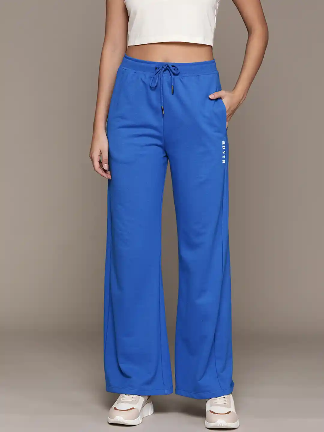 Roadster Women Solid Regular Fit Track Pants