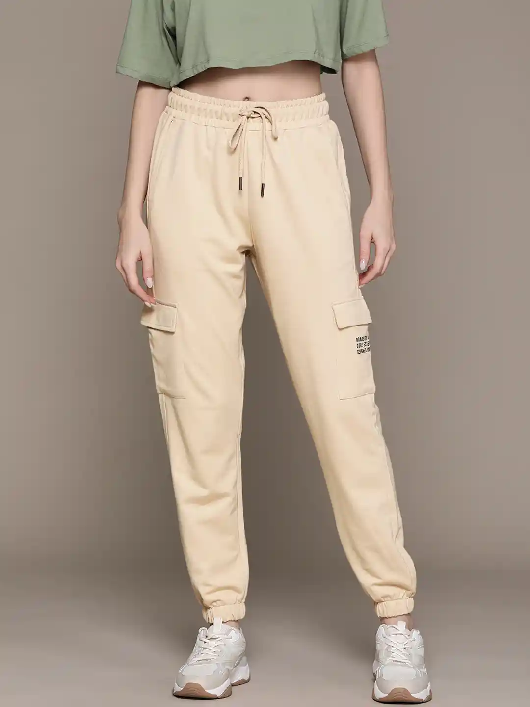 Roadster Women Solid Regular Fit Joggers