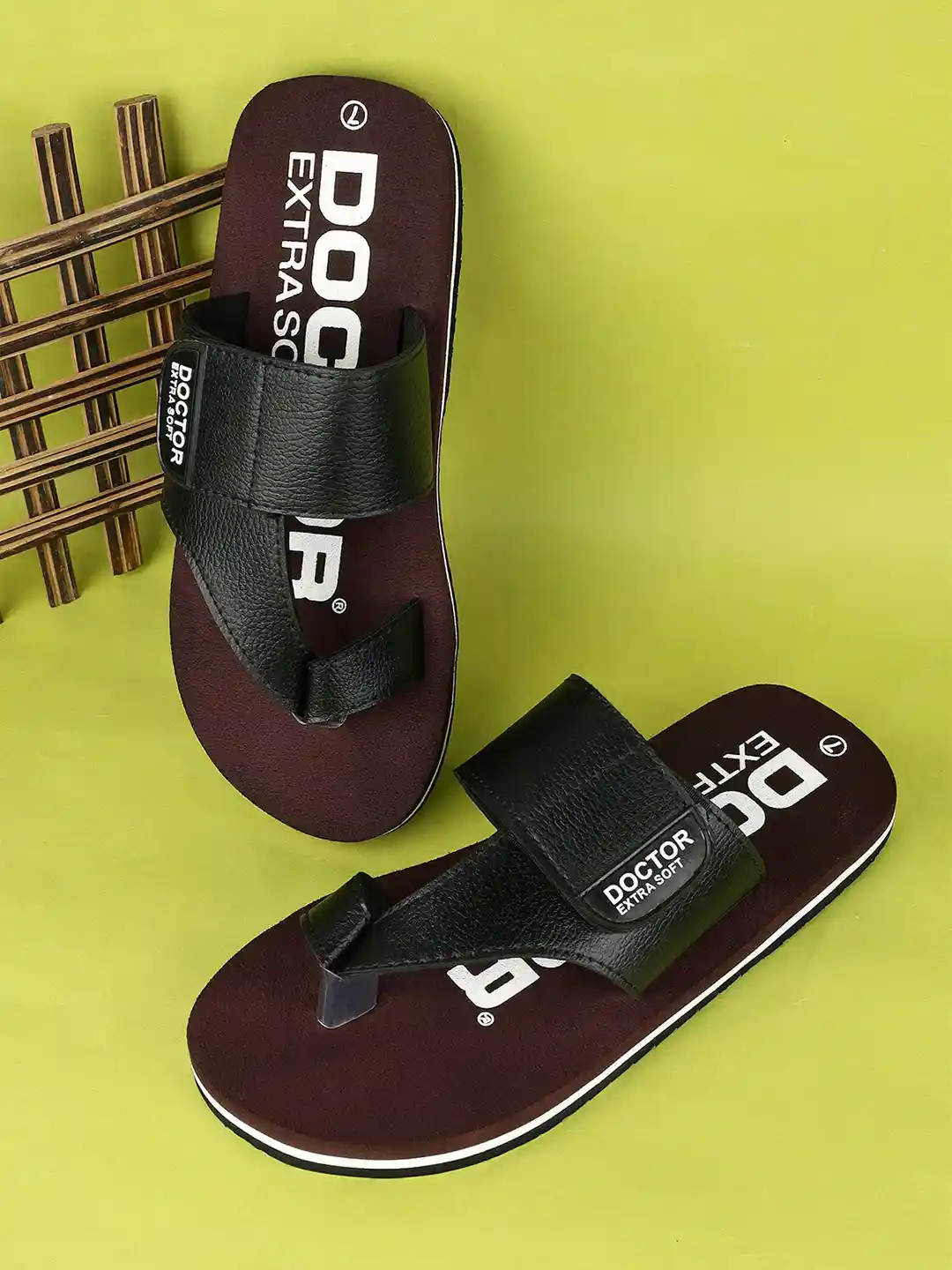 Buy DOCTOR EXTRA SOFT Men Printed Orthopedic Diabetic Thong Flip