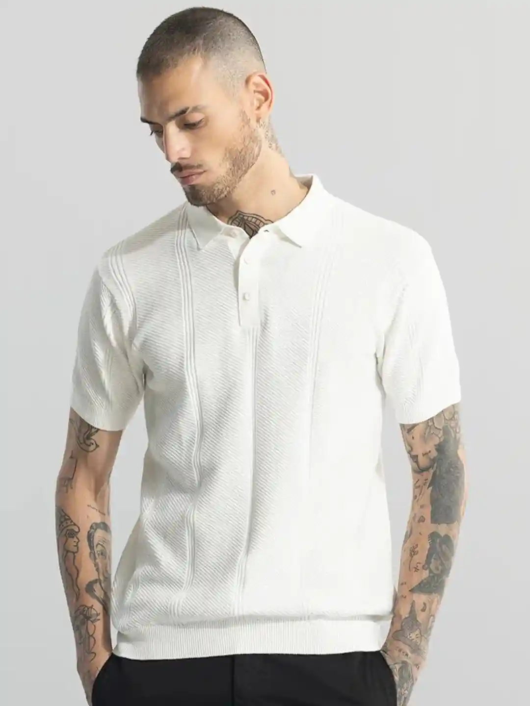 Snitch White Self Design Polo Collar Short Sleeves Cotton Slim Fit T-shirt