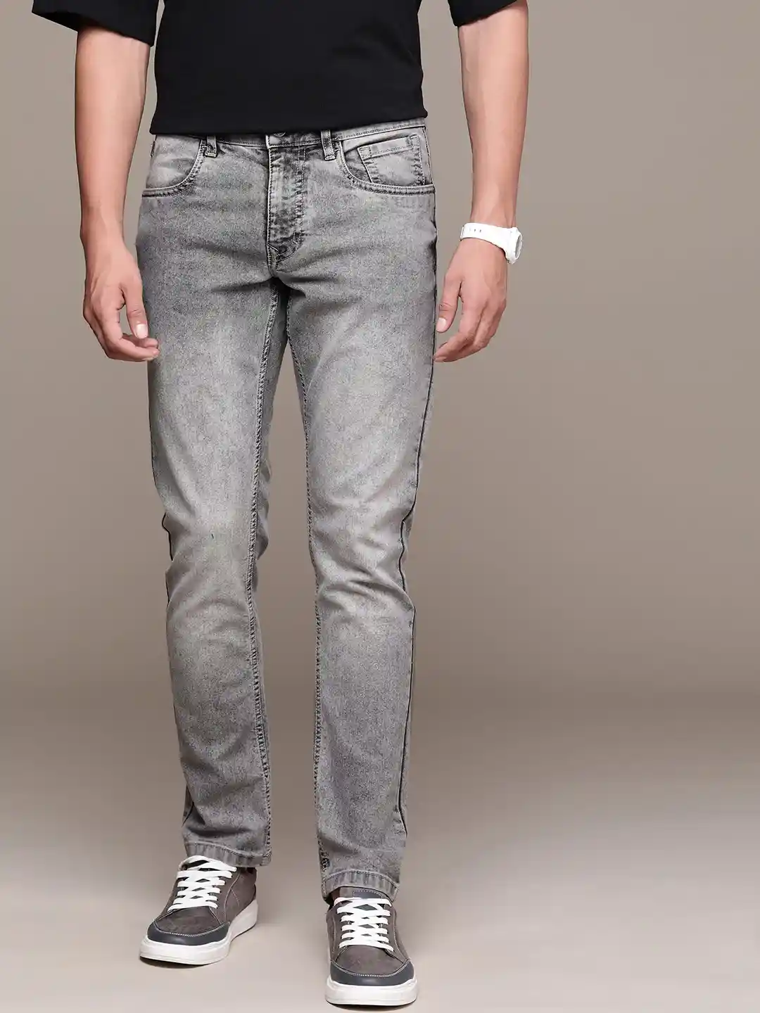 WROGN Men Slim Fit Heavy Fade Stretchable Jeans