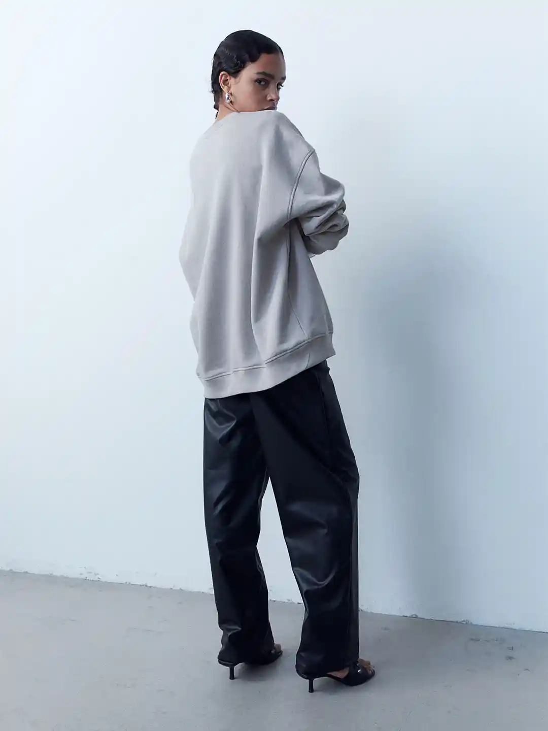 Buy H&M Oversized Printed Sweatshirt - Sweatshirts for Women