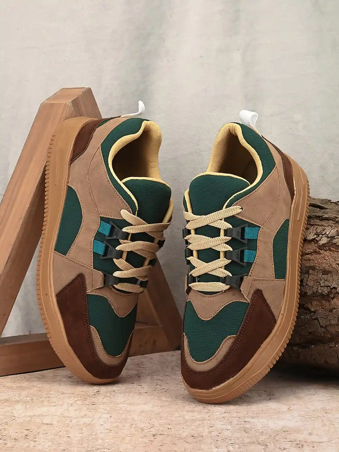 Buy The Roadster Lifestyle Men Brown Olive Green