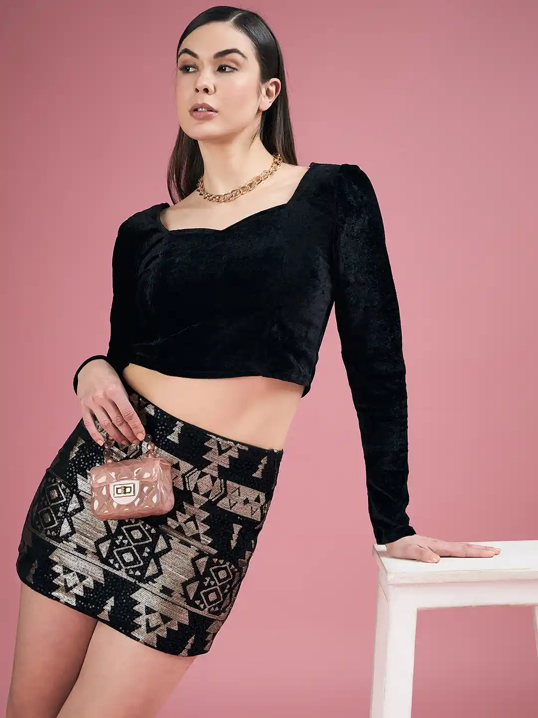 Buy DressBerry Black Sweetheart Neck Long Sleeves Crop Velvet Top