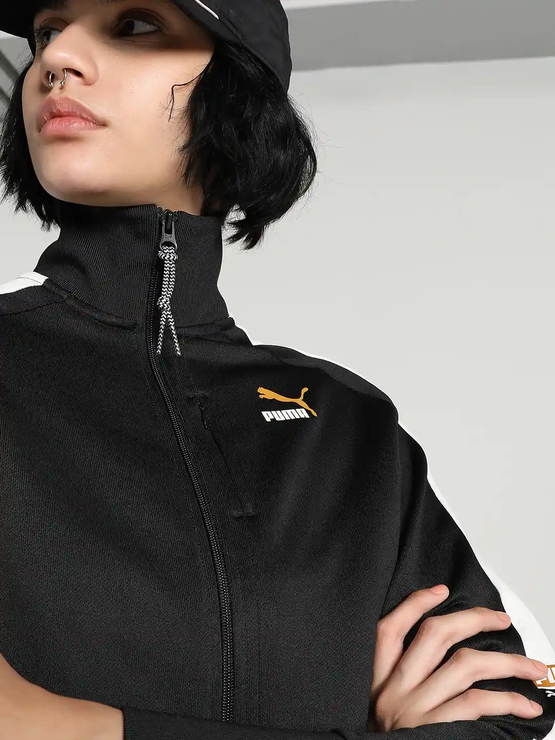 ★ PUMA★ T7 Relaxed Cropped Track Jacket 63379501 Puma - Relaxed Cropped Track Jacket | HBX - Globally Curated