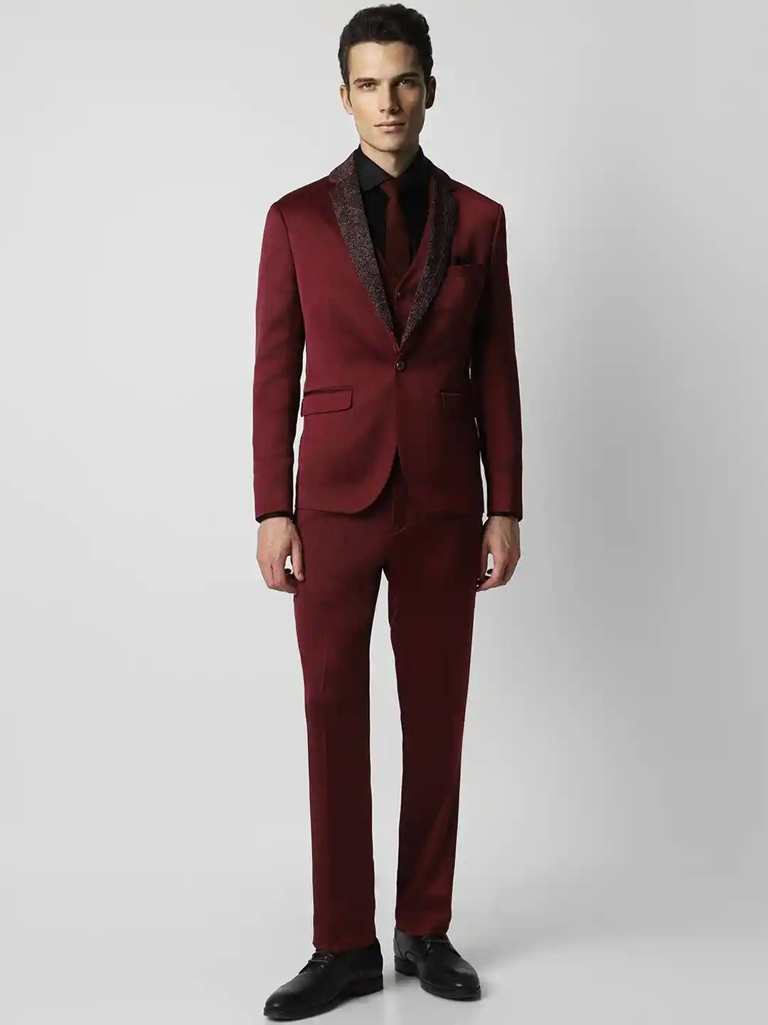 Van Heusen Notched Lapel Long Sleeves Single-Breasted Slim Fit 3-Piece Suit