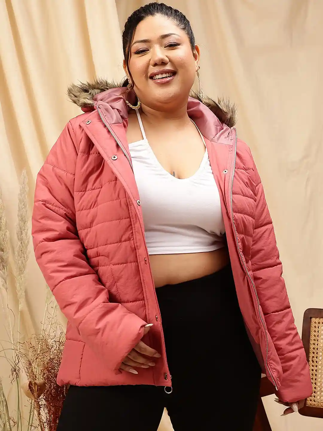 Buy CURVY STREET Plus Size Hooded Neck Long Sleeves Puffer Jacket