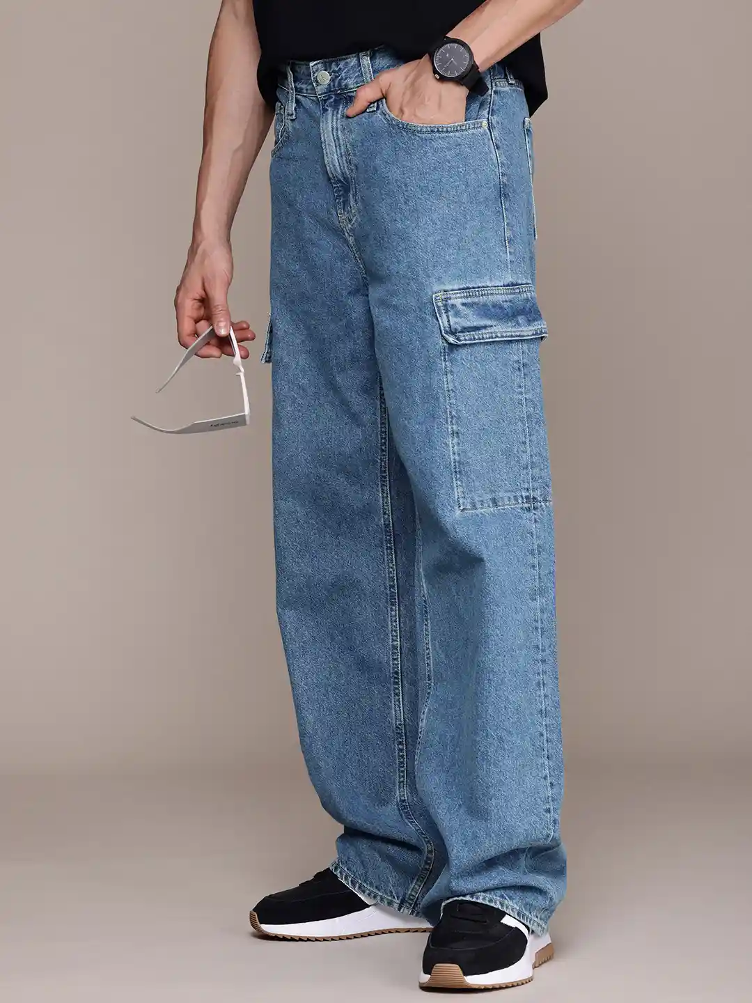 Buy Calvin Klein Jeans Men Pure Cotton 90s Loose Relaxed Fit Low