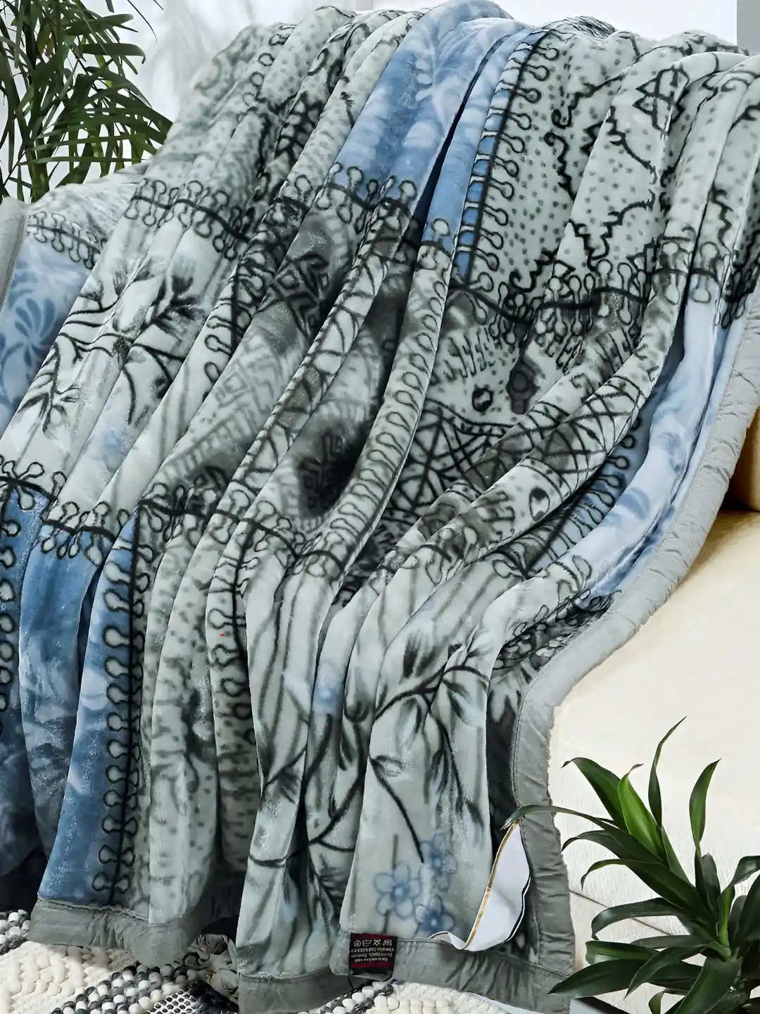 Throw Blanket Minke Could Tour Blankets Bsb Home Black Blue Heavy