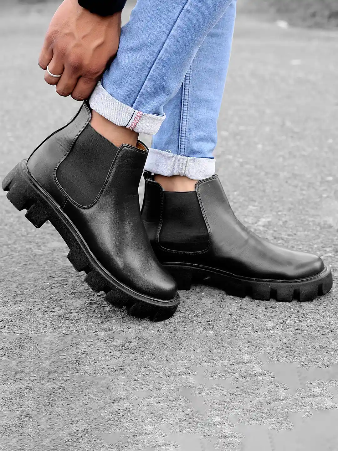 靴 chelsea Buy Roadster Men Round Toe Flatform Heeled Chelsea Boots - Boots