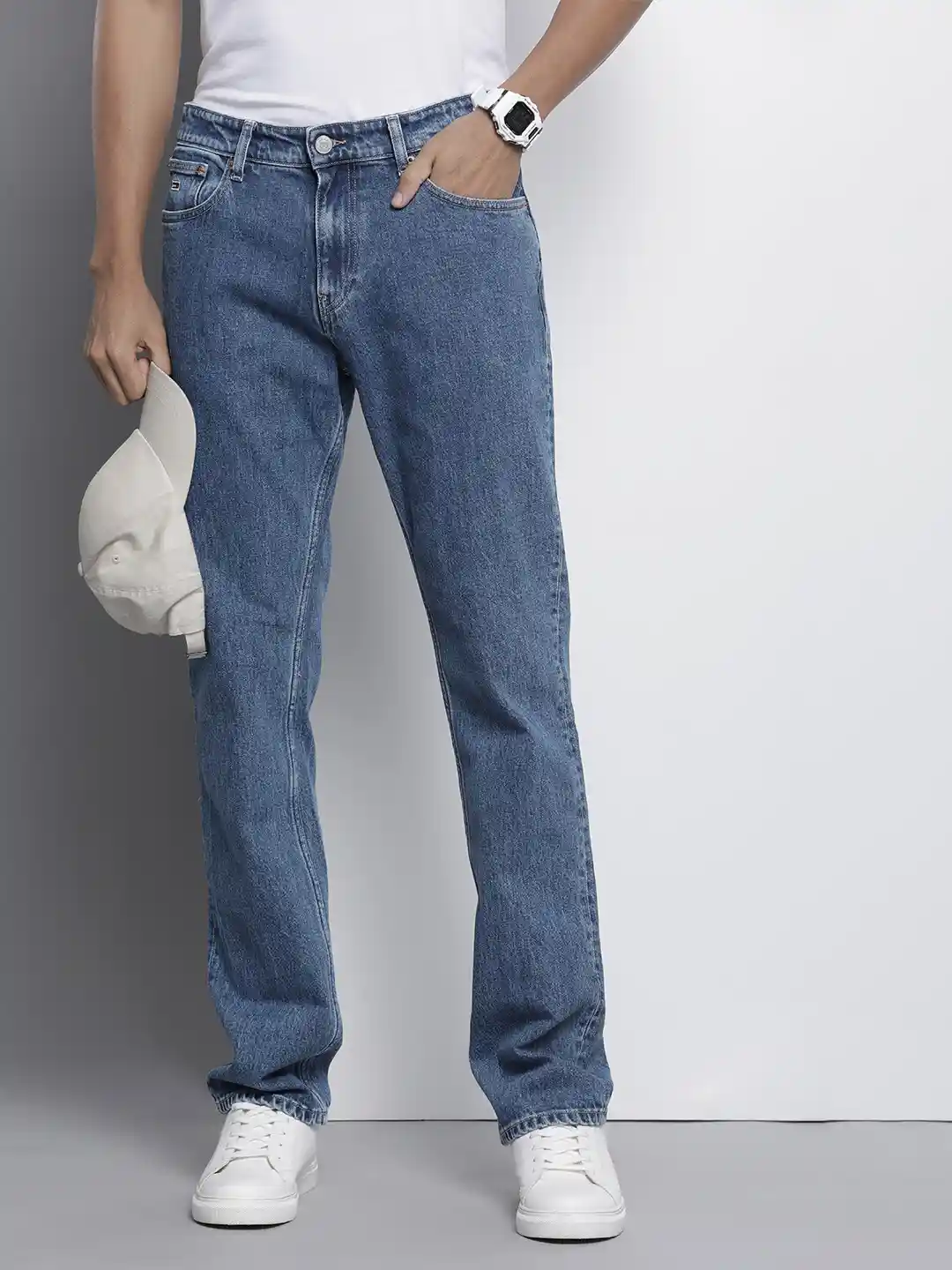 Buy Tommy Hilfiger Men Ryan Straight Fit Light Fade Jeans Jeans