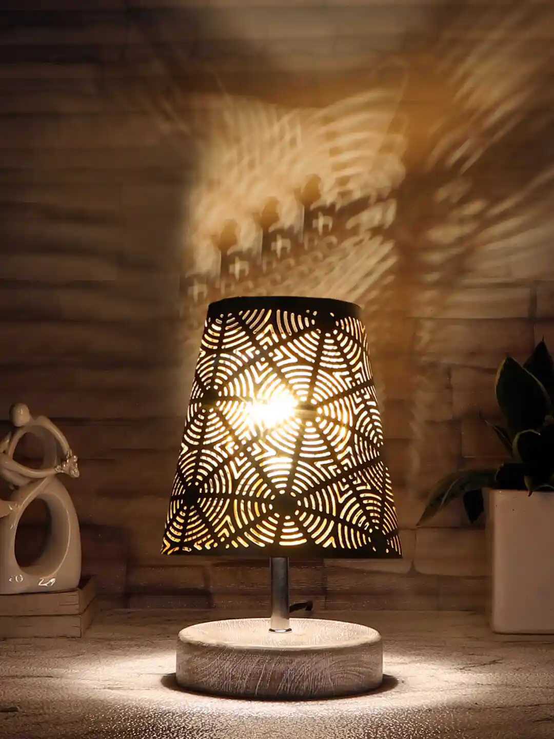 Devansh Black Textured Table Lamp