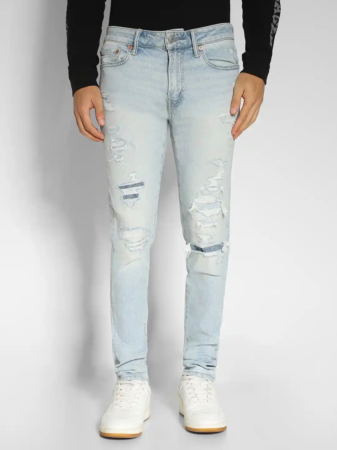 Buy AMERICAN EAGLE OUTFITTERS Men Blue Skinny Fit Mildly