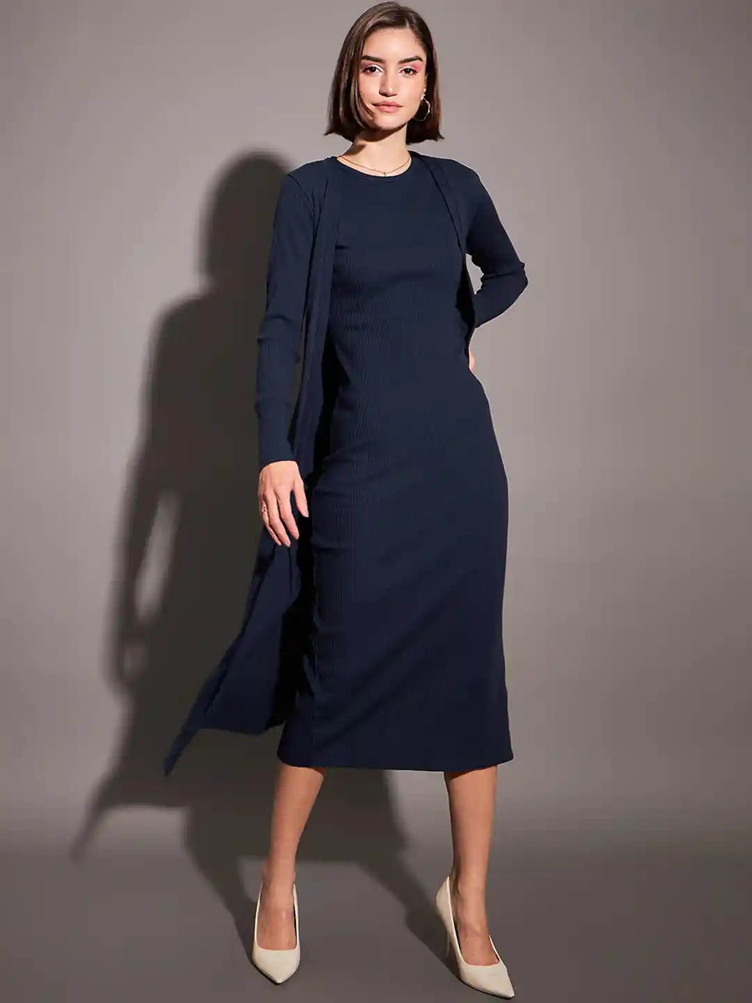 Buy SASSAFRAS Bodycon Midi Dress With Shrug Dresses for Women