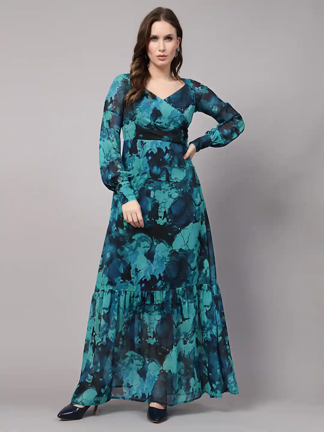 Buy aayu Abstract Printed Sweetheart Neck Cuffed Sleeves Gathered