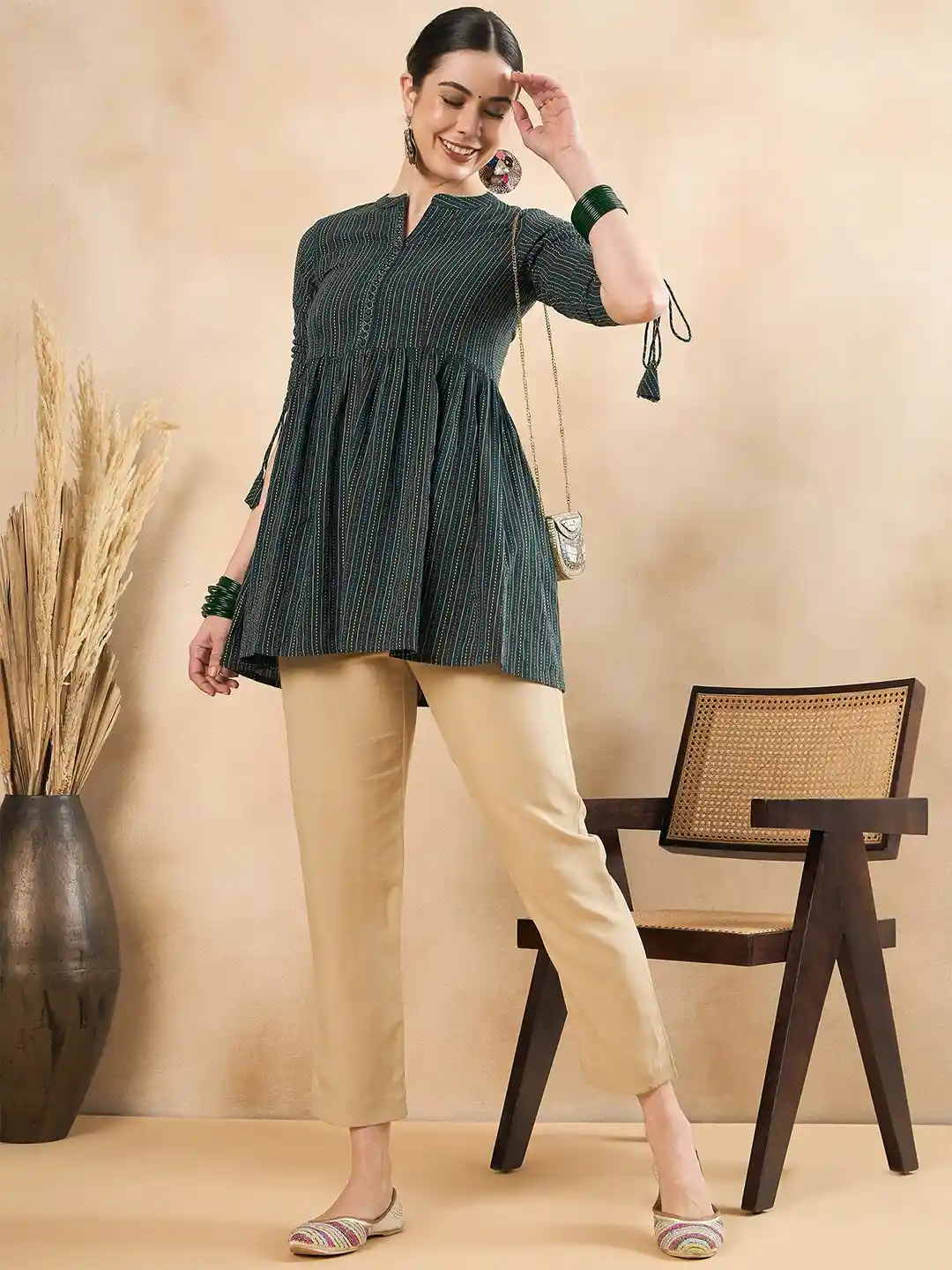 Barbarella porno aktrisa Dildo chuqur eshak