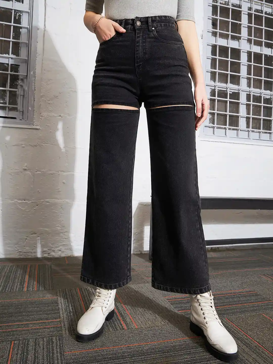 Buy SASSAFRAS Women Straight Fit High-Rise Mildly Distressed