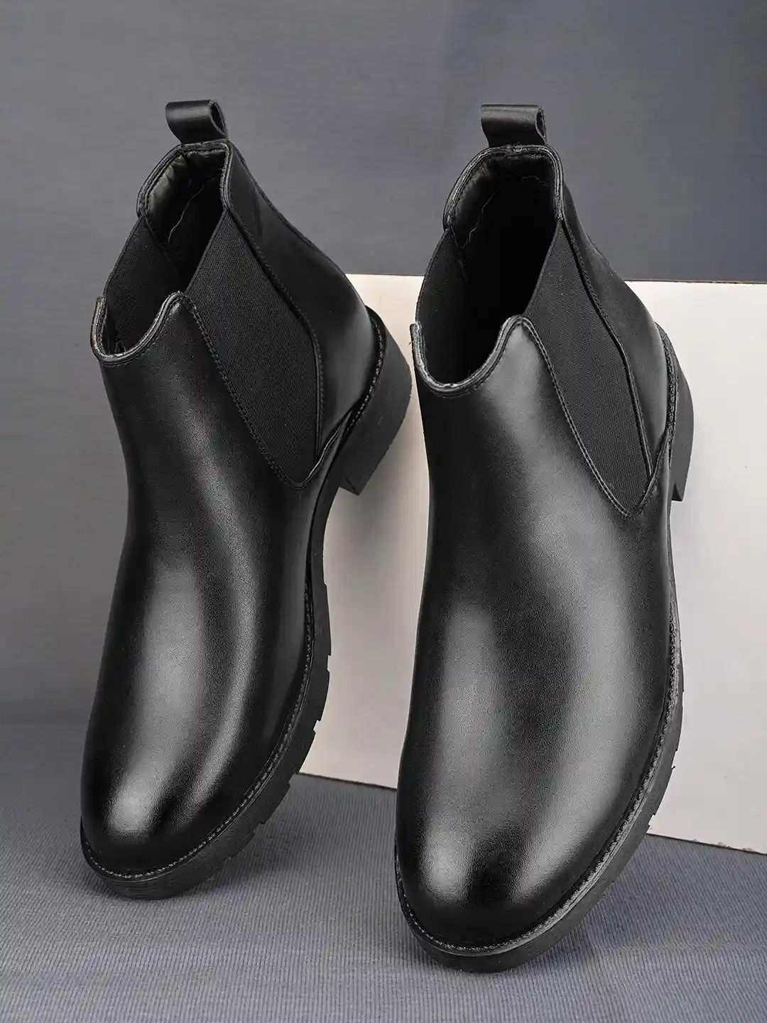 Buy The Roadster Lifestyle Men Black Mid Top Slip-On Chelsea