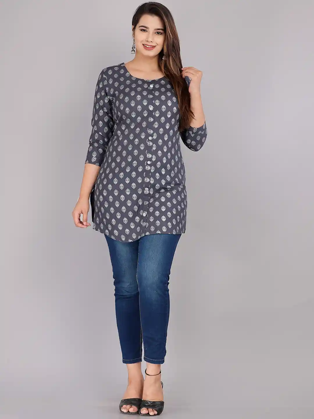 HIGHLIGHT FASHION EXPORT Ethnic Motifs Printed Round Neck A-Line Kurti